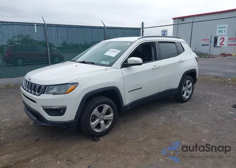 2018 Jeep Compass Latitude 4X4 из США, поврежденный, VIN 3C4NJDBB4JT206239